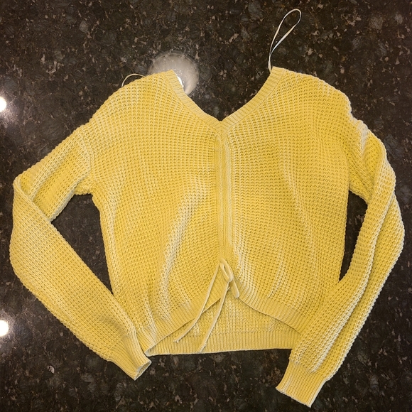 💛 Sincerely Jules sweater - Picture 1 of 2